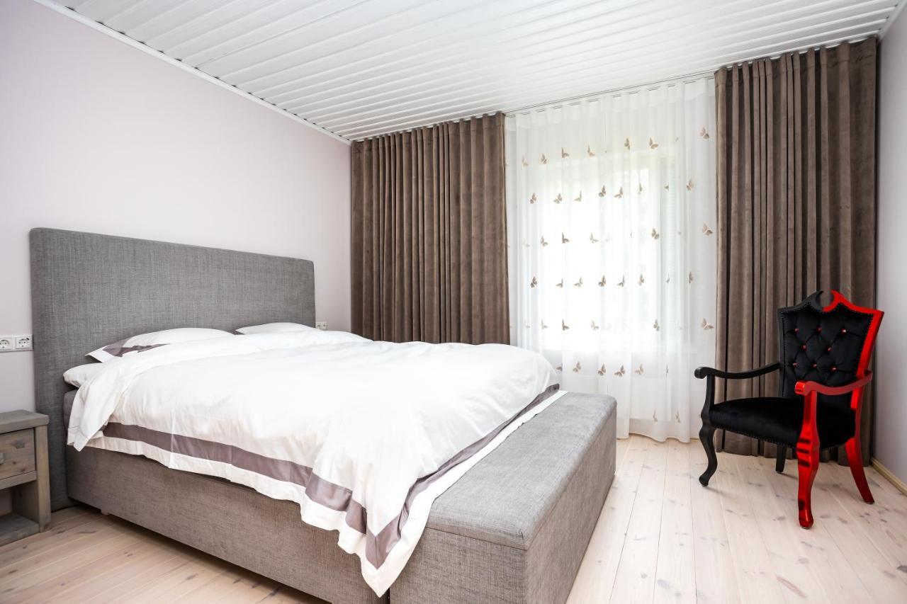 Lakeview Beach Apartment In Viljandi วิลยันดี ภายนอก รูปภาพ