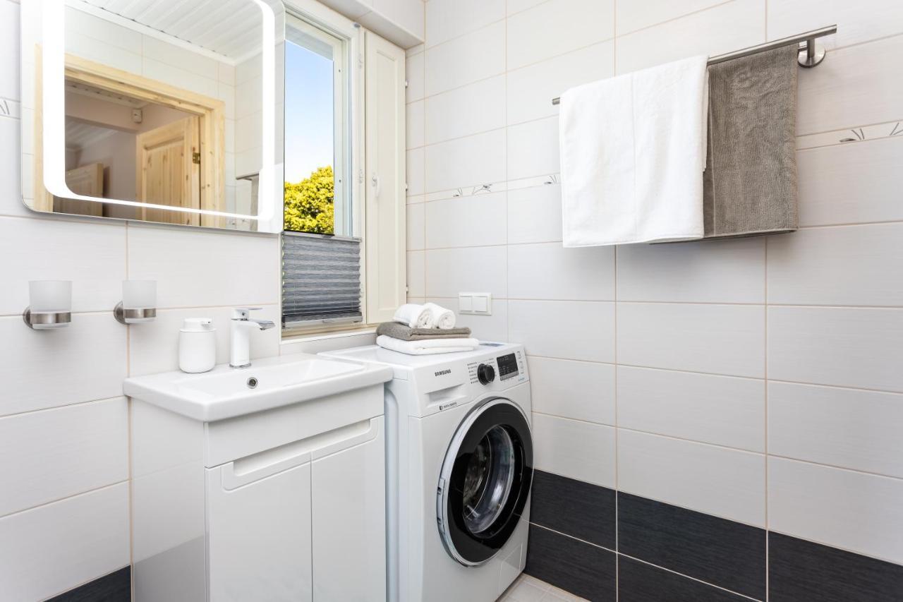 Lakeview Beach Apartment In Viljandi วิลยันดี ภายนอก รูปภาพ