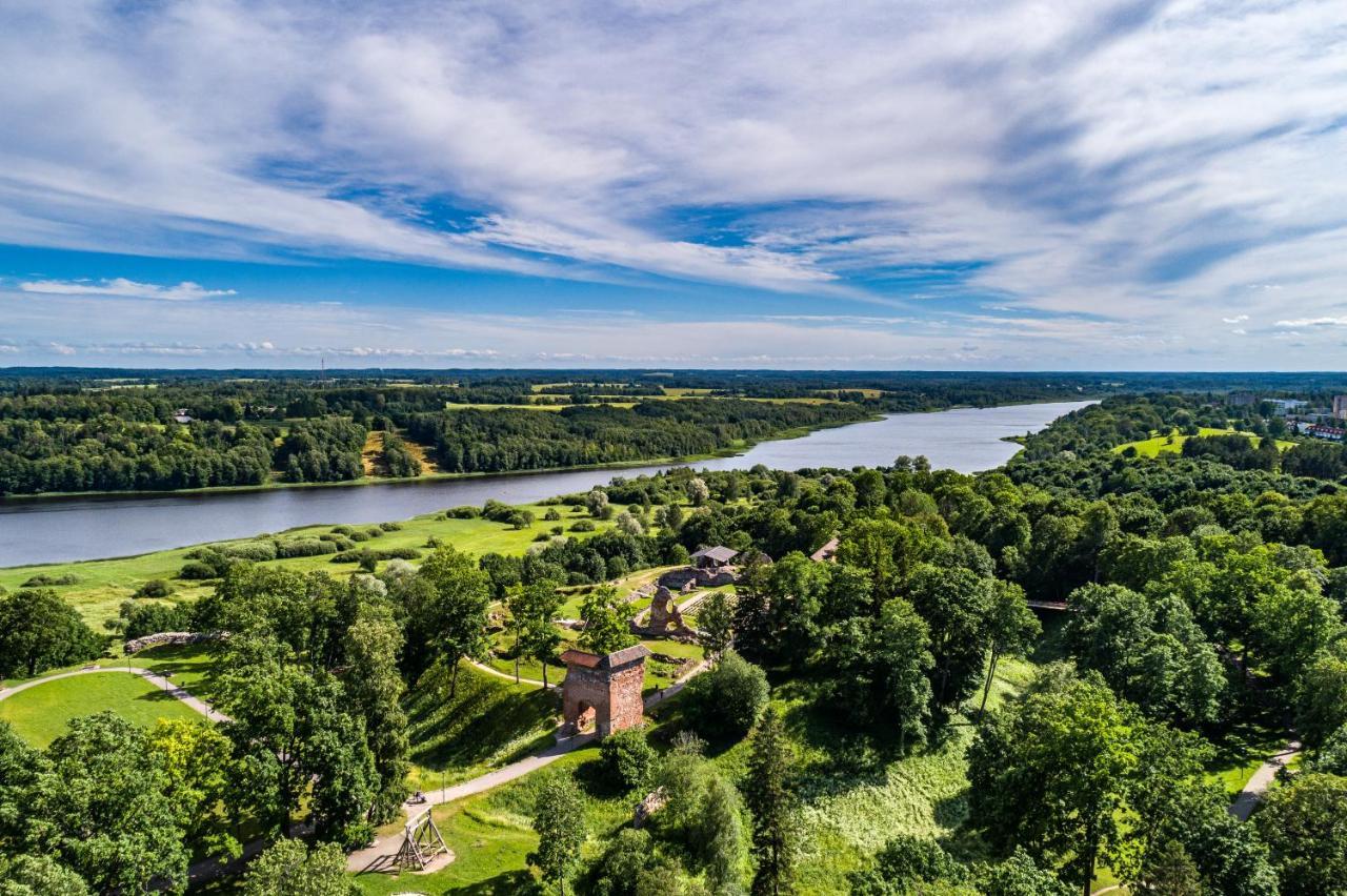 Lakeview Beach Apartment In Viljandi วิลยันดี ภายนอก รูปภาพ